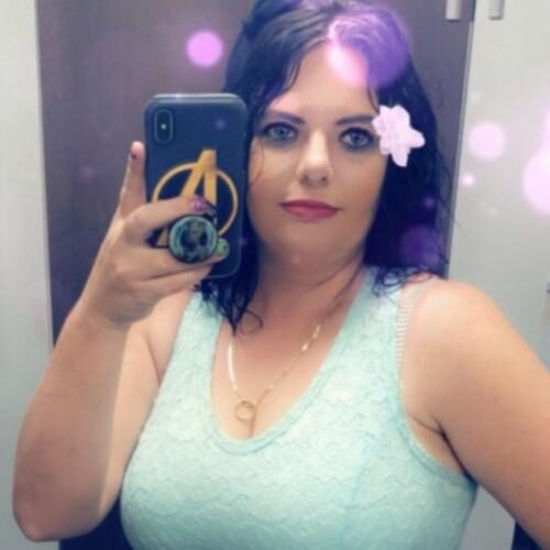 Je suis une belle femme arabe