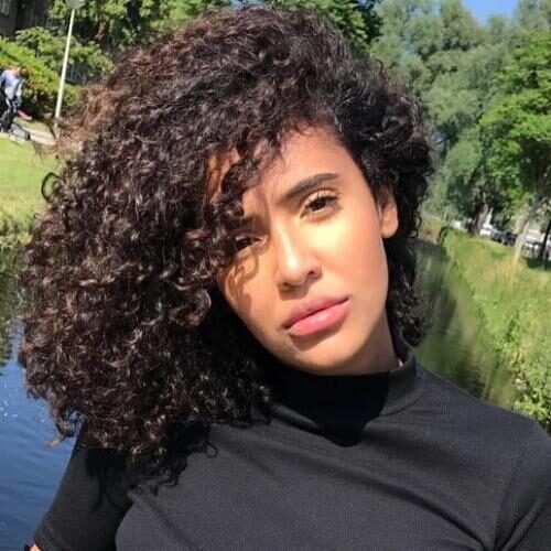 Qui aime les chaudes meufs ?