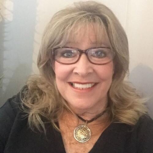 Je suis une bonne femme cougar