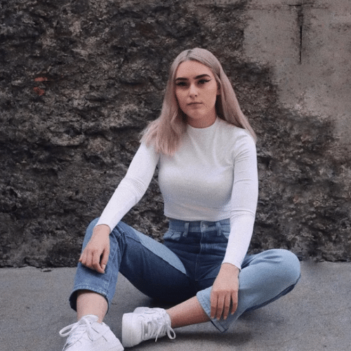 Je suis la belle elissa et toi ?